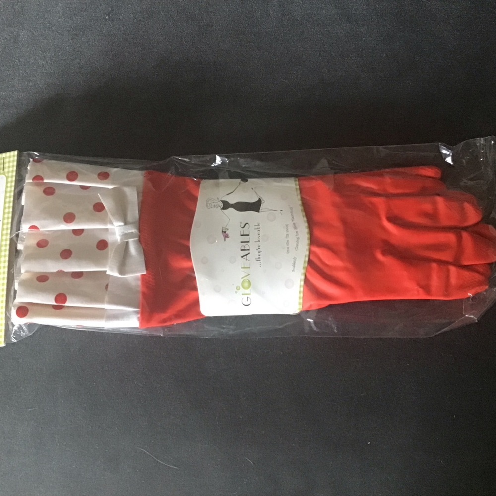 Red Gloveables